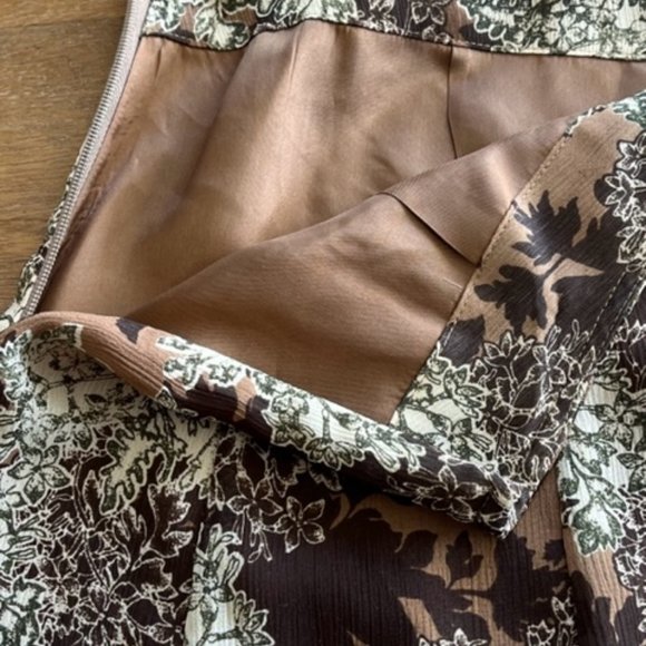 Christopher & Banks Midi Skirt Size 6 Floral Pattern A-Line Side Zip w/Liner - Picture 8 of 8